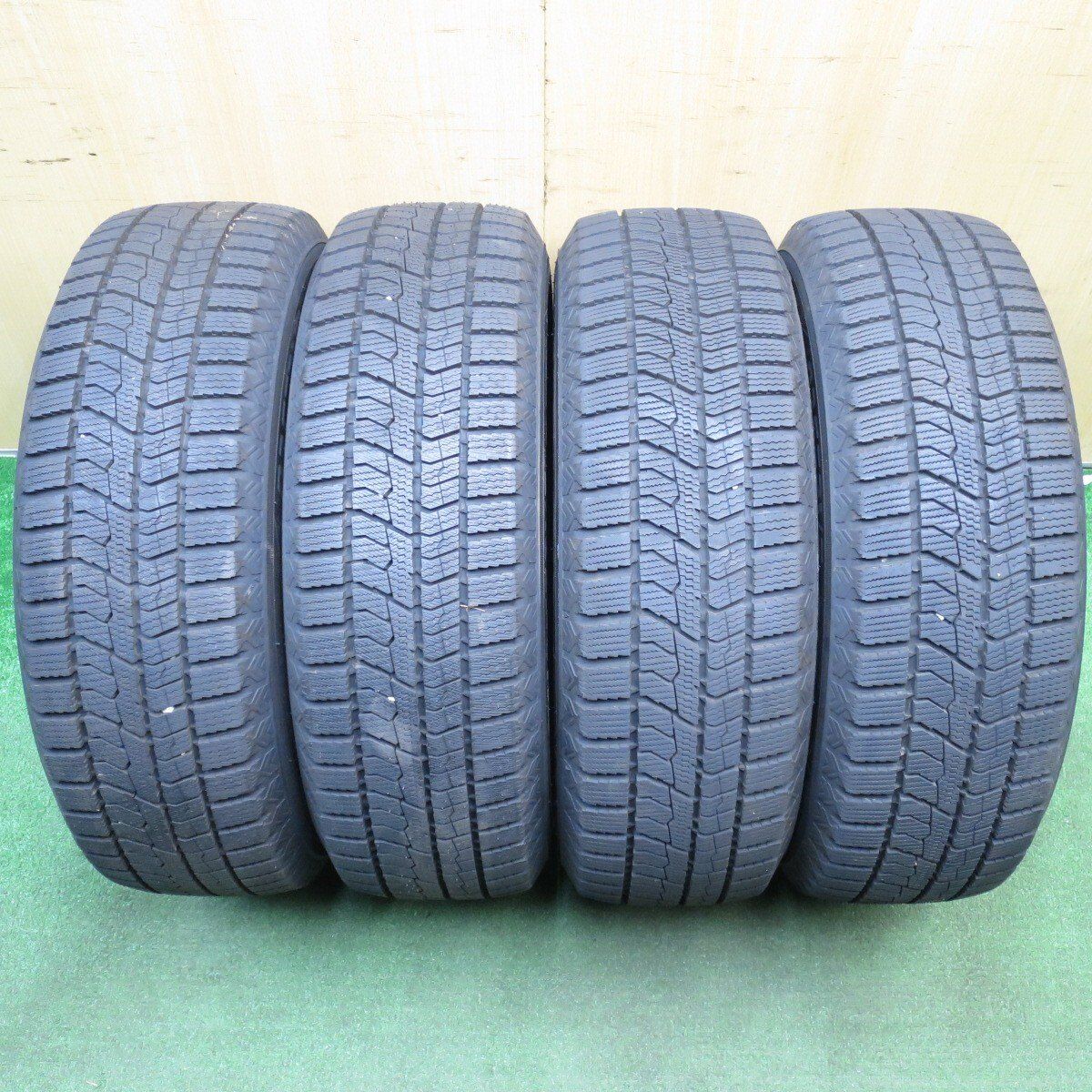 【mx様】195/65R15　北海道発バリ溝スタッドレス　2023年製 価格交渉可】195/65R15 北海道発バリ溝スタッドレス 2023年製