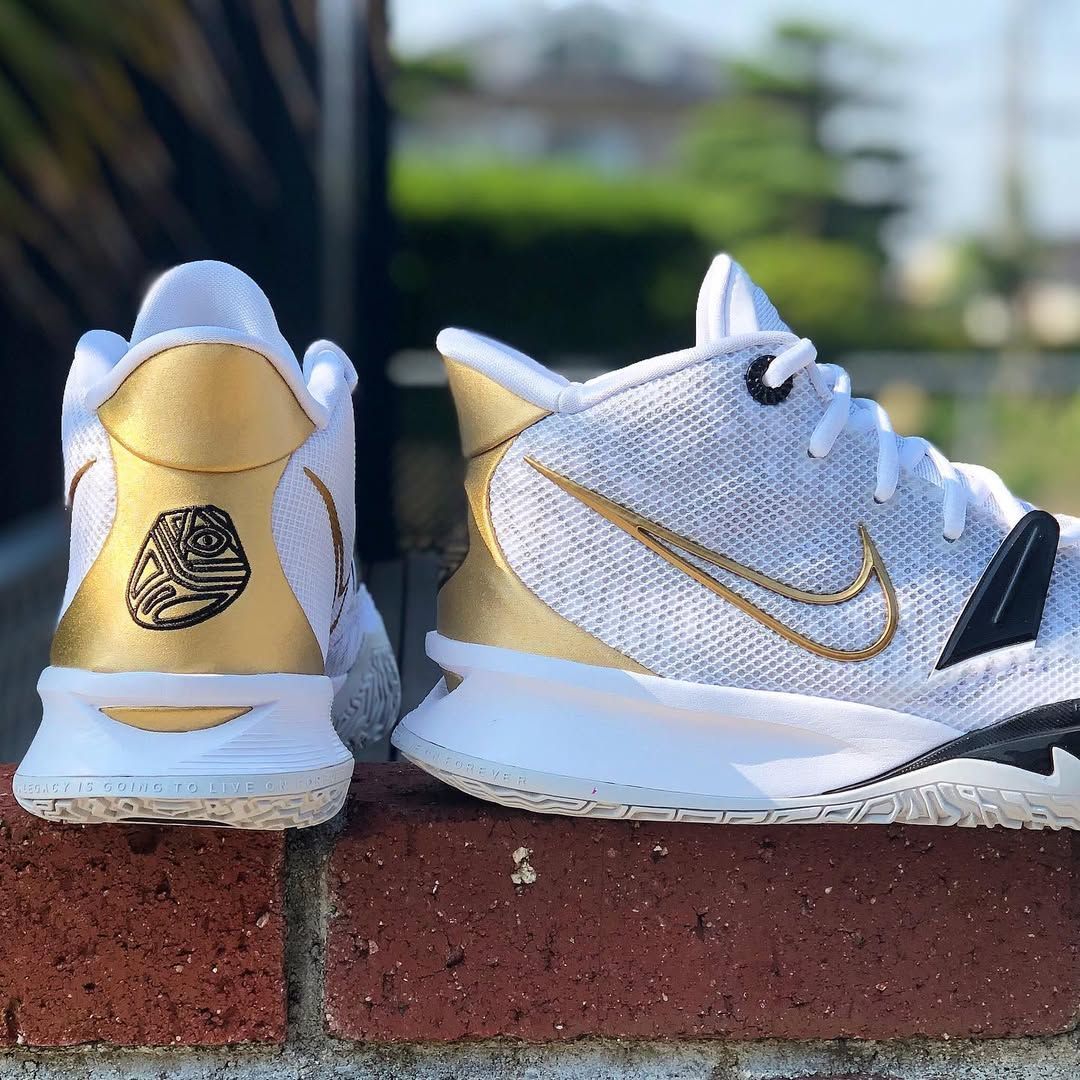 NIKE KYRIE 7 EP 'CHAMPION RINGS' ナイキ カイリー 7 ホワイト
