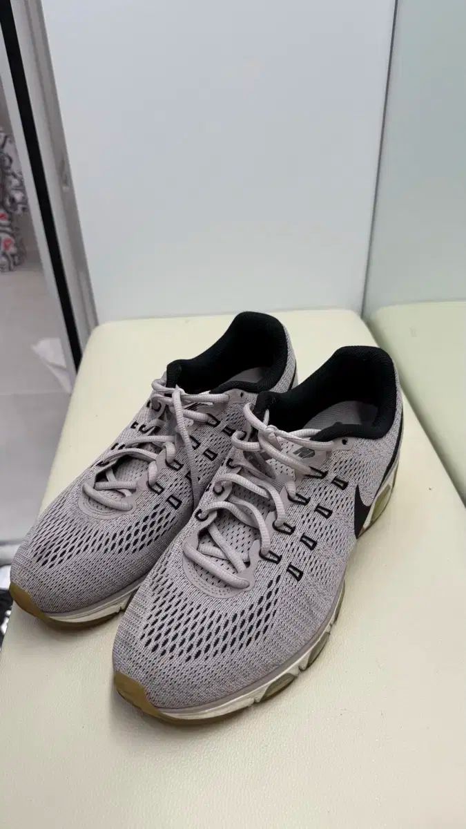 NIKE ナイキ ランニングシューズ 275