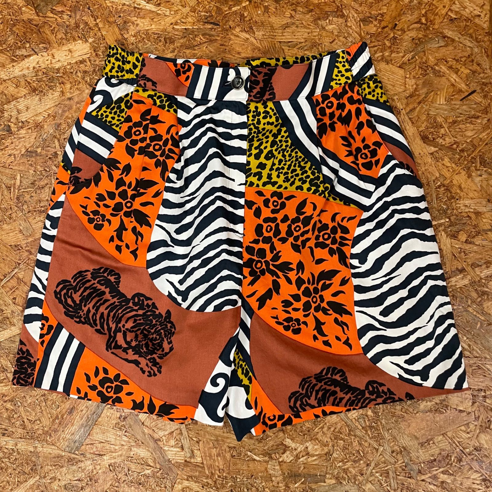 ’80s-’90s 日本製 昭和レトロ 総柄ショートパンツ LL レディース キュロット ハーフパンツ ヒョウ柄 ゼブラ柄 80年代~90年代 ボトムス ユーズド ヴィンテージ ビンテージ VINTAGE 古着 MADE IN JAPAN