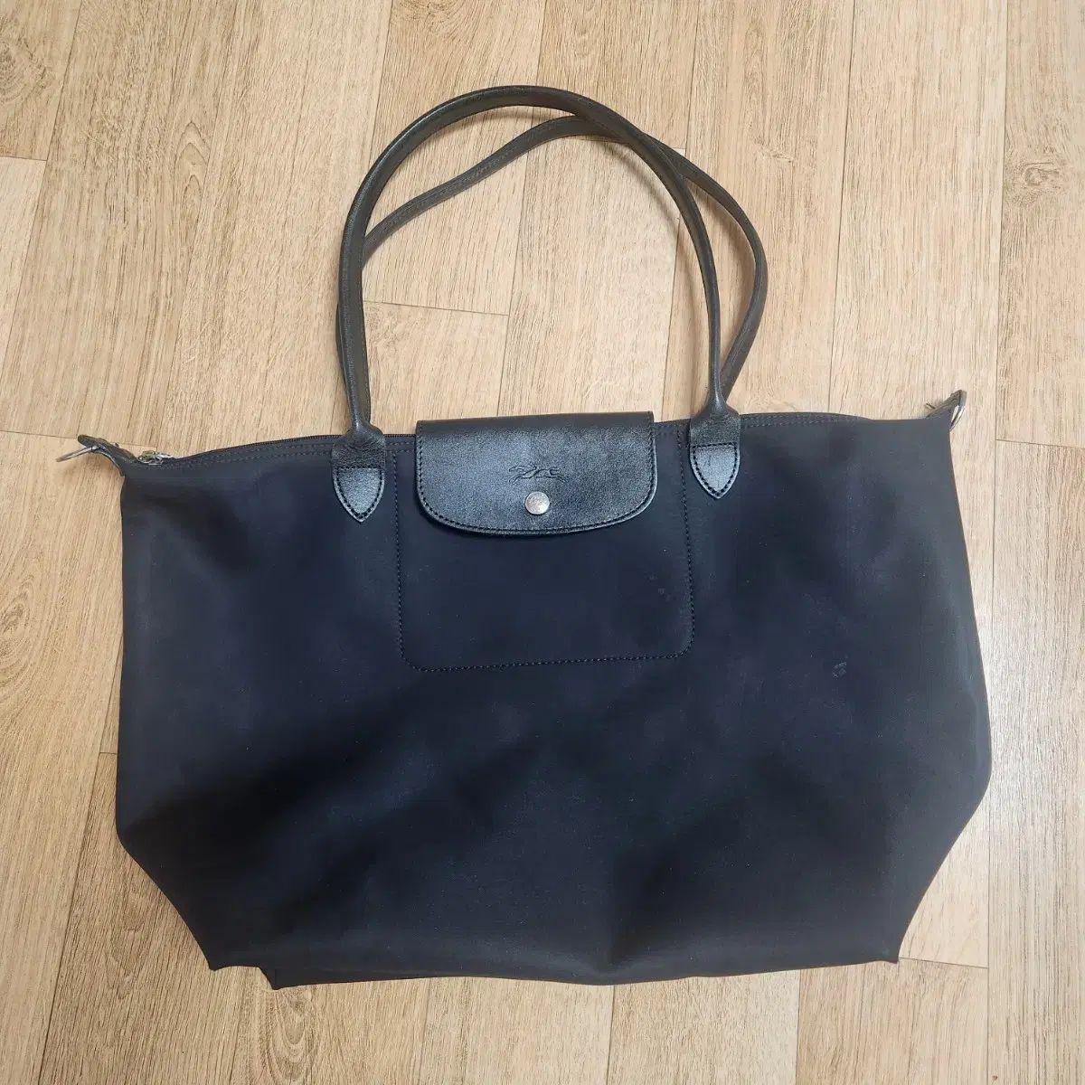 Longchamp ロンシャン バッグ 販売