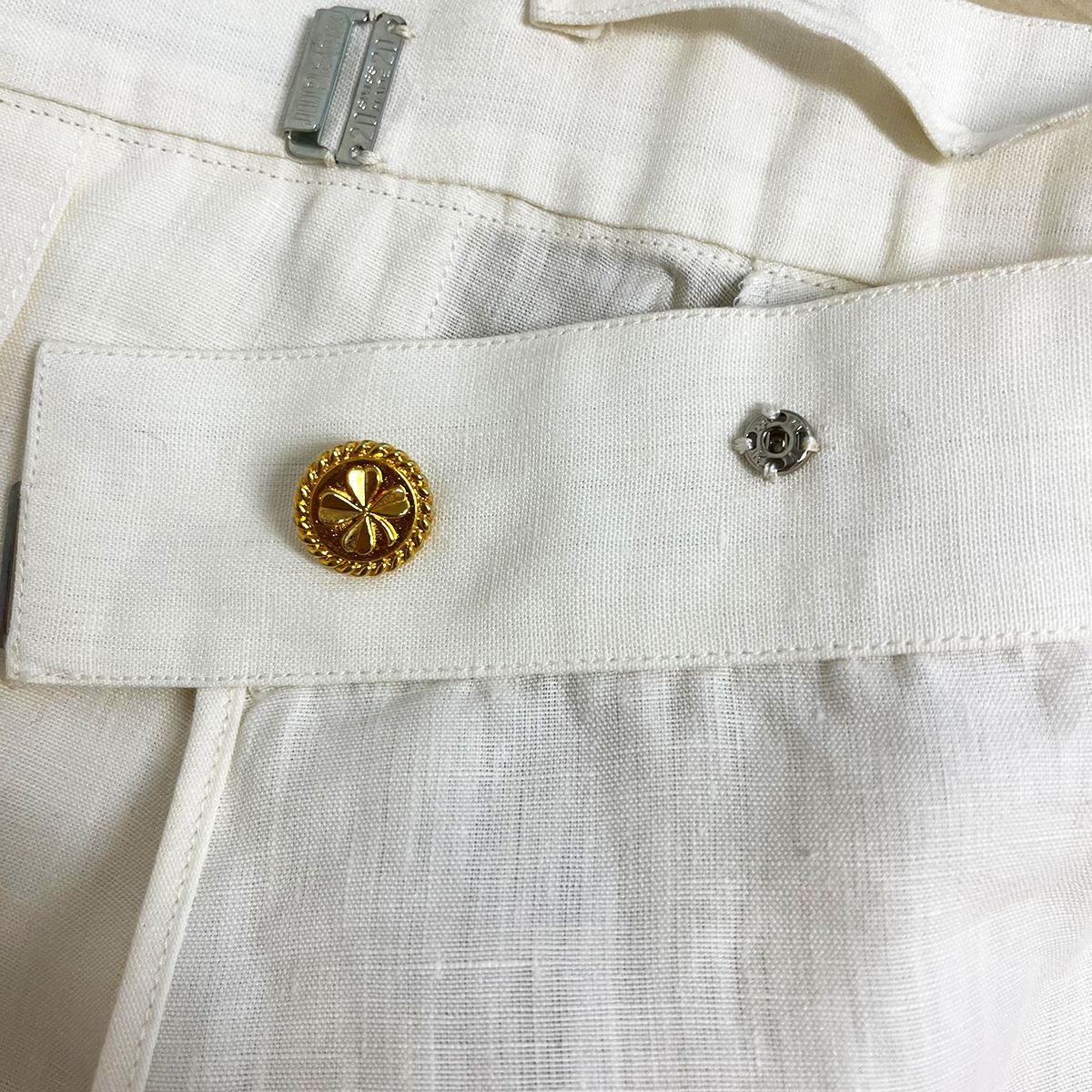 シャネル CHANEL プリーツスカート ホワイト 膝丈 - メルカリ 