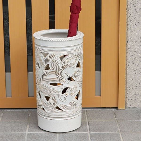 信楽焼 陶器 やきもの 壷 玄関 傘入れ 白唐草透かし彫り傘立て kt-0161