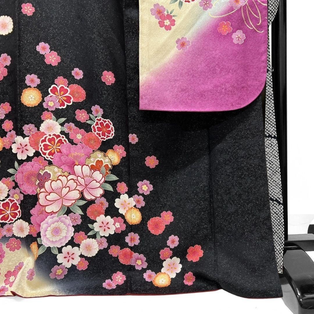 銀通し　金駒刺繍　金彩　牡丹　桜花　振袖　成人式 晴れの日 着物 032a p 銀通し 金駒刺繍 金彩 牡丹 桜花 振袖 成人式 晴れの日 着物