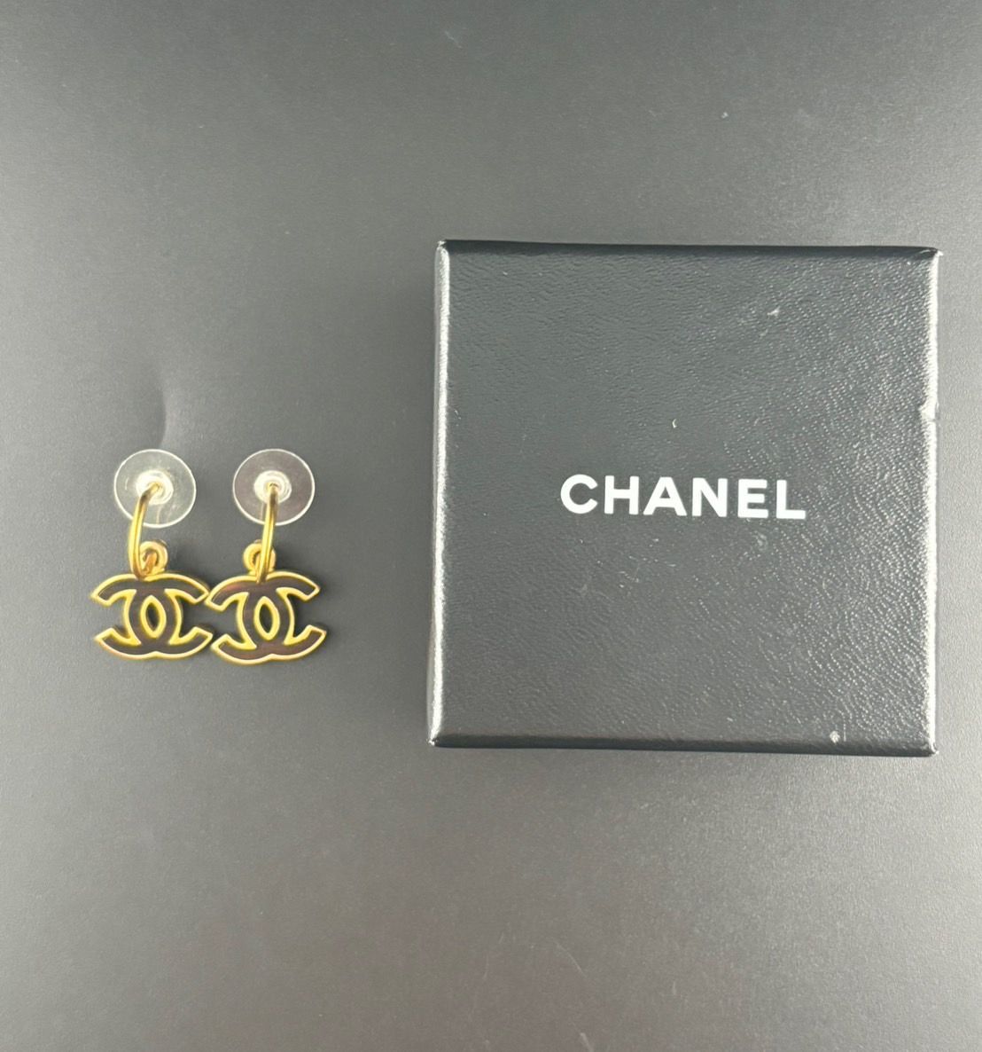 中古品】CHANEL シャネル ココマーク ピアス 2つ ゴールド×ブラック 