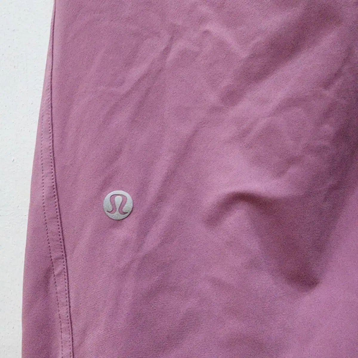 ルルレモン アダプテッド ステイト ジョガーパンツ アジアフィット M 収納用 WWW_SMP1DAWEKUDUS_SCH_ID