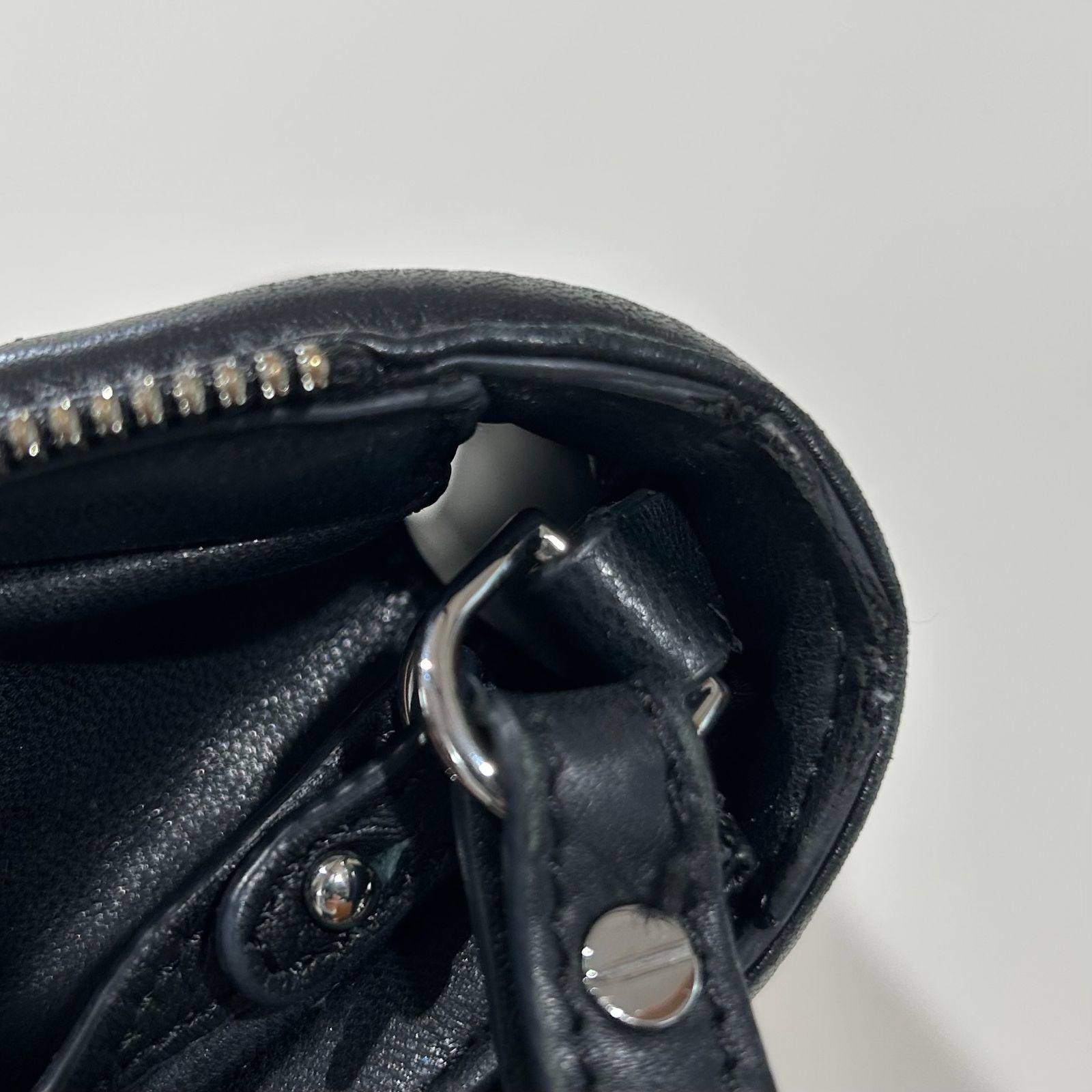 廃盤品 DIESEL ディーゼル レザー ブラック ショルダーバッグ