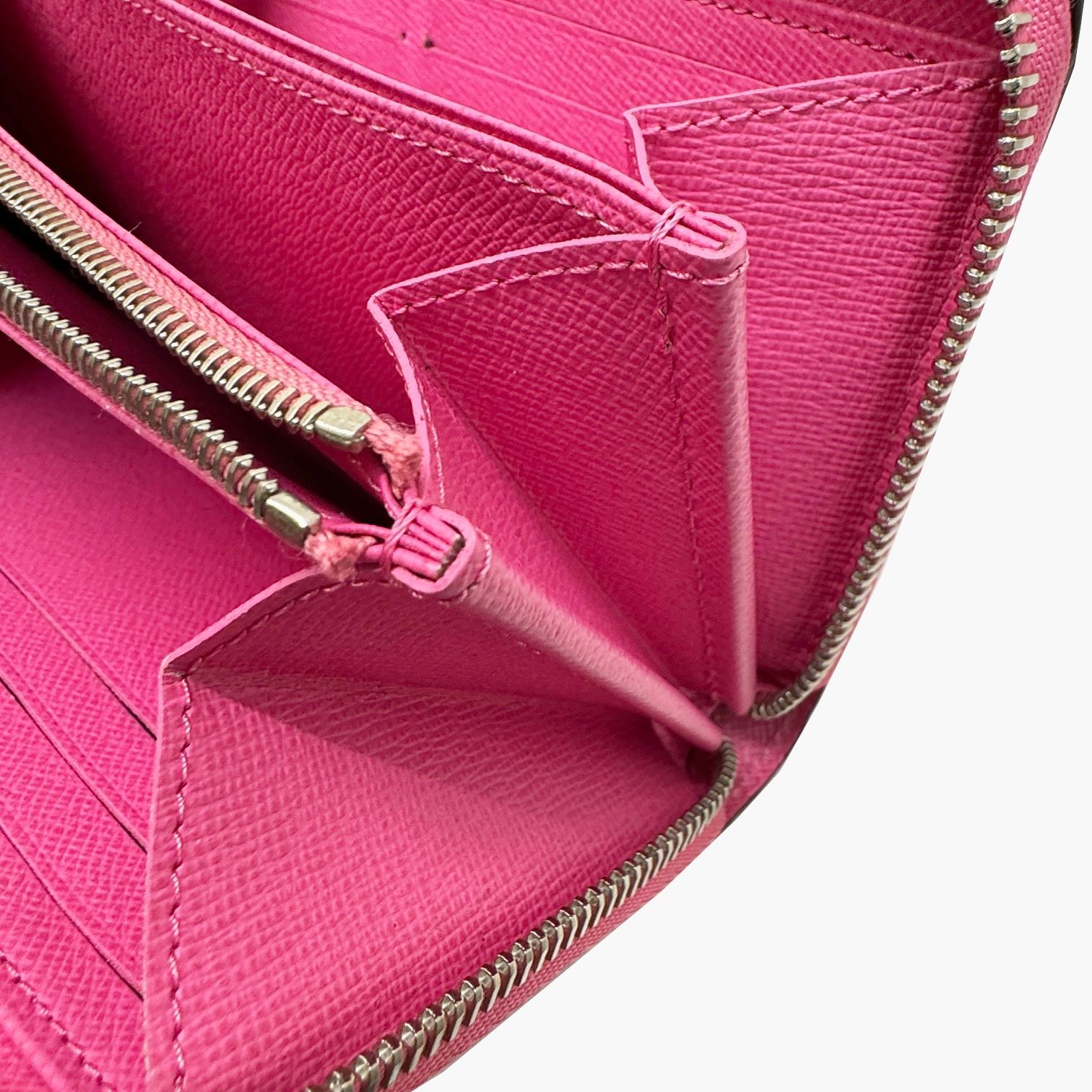 LOUIS VUITTON ルイ ヴィトン ジッピーウォレット エピ ラウンド 