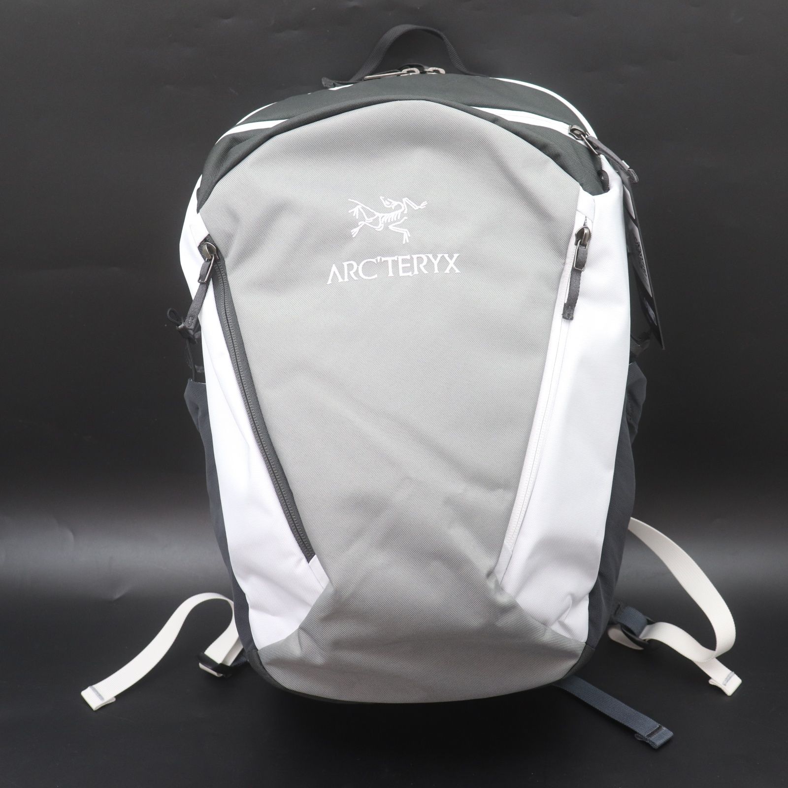ARC'TERYX × BEAMS 別注 バックパック リュックサック 新品未使用 ARC'TERYX × BEAMS 別注 バックパック リュックサック 新品未使用