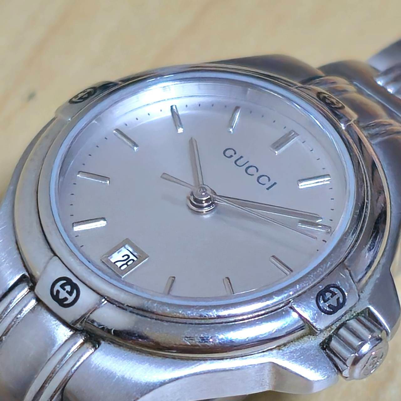 ‼️GUCCIグッチ‼️ レディース 腕時計 9040L シルバー　電池交換済 GUCCI - 【電池交換済】グッチ GUCCI 腕時計 9040L レディース