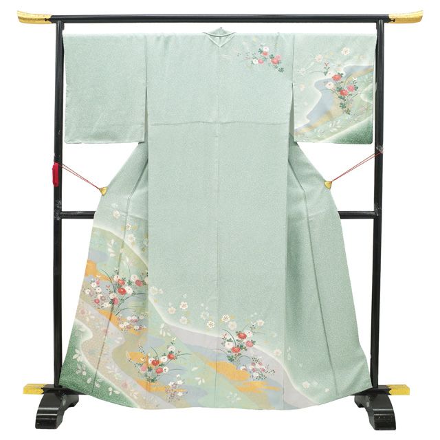 お値下げ　新品未使用　着物　訪問着？　正絹　通産大臣賞受賞 松寿縮緬　薄緑色地 中古】 訪問着 着物 リサイクル 正絹 フォーマル 金彩加工 絞り