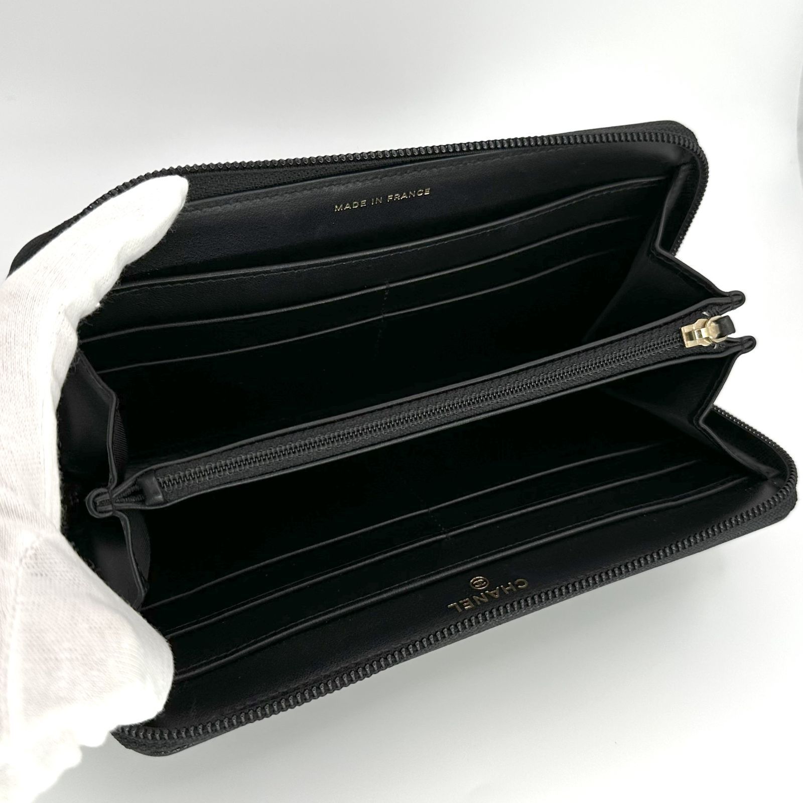 CHANEL ボーイシャネル シェブロン ココマーク Vステッチ レザー 長