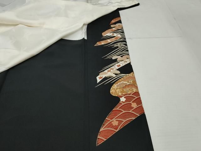 平和屋着物□豪華黒留袖 駒刺繍 地紙重ね流水松文 金彩 正絹 逸品