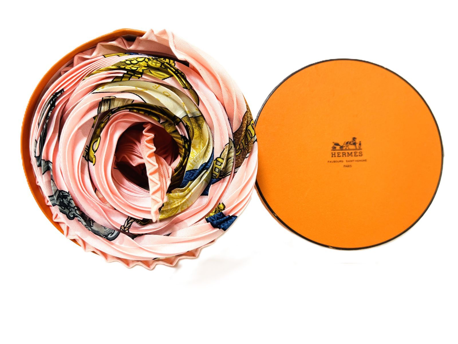 ☆未使用品☆エルメス Hermès プリーツカレ90 スカーフ 馬車 ピンク系 ☆未使用品☆エルメス Hermès プリーツカレ90 スカーフ 馬車