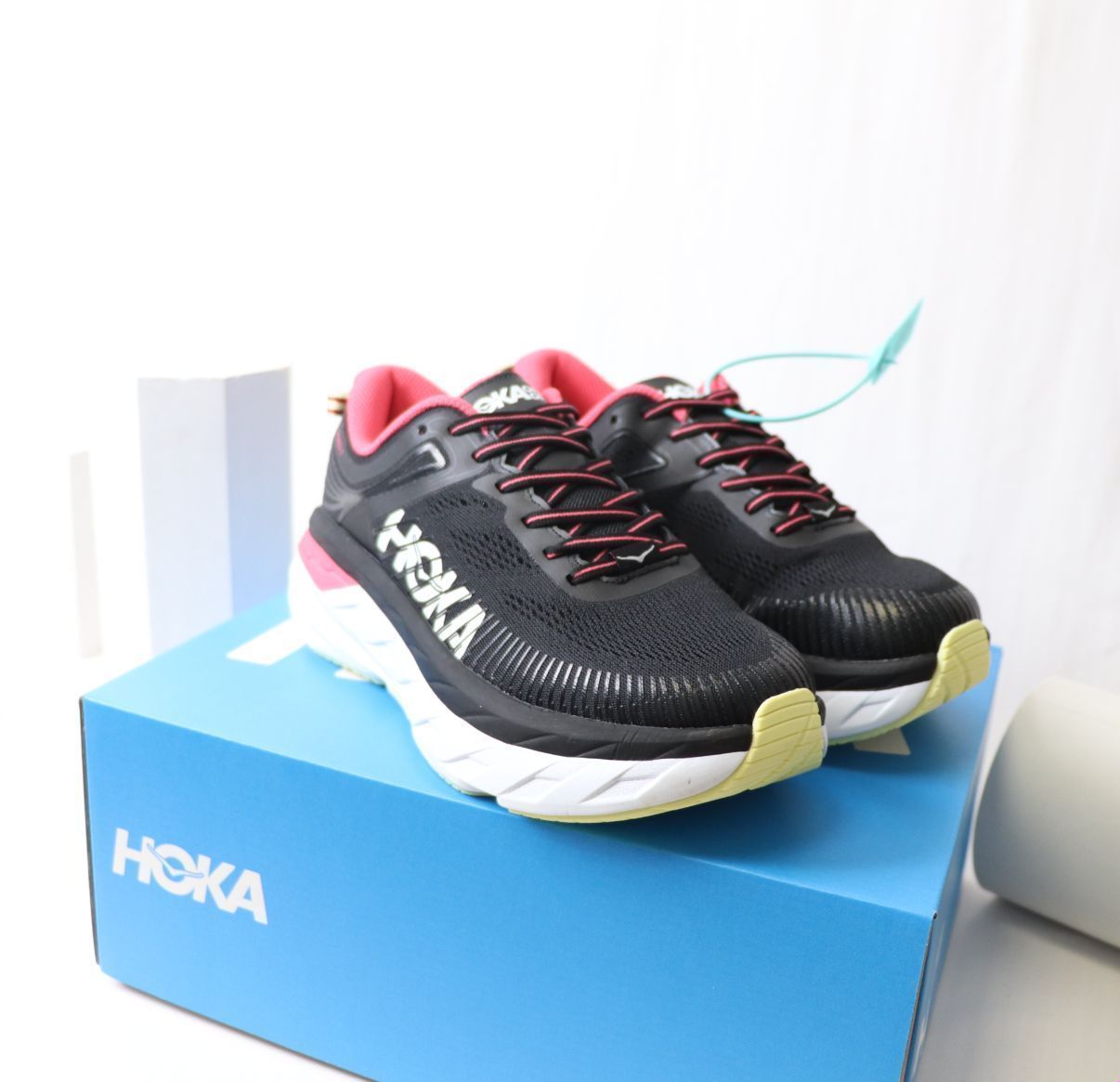 ホカオネオネ ボンダイ 7 HOKA ONE ONE BONDI 7 ランニングシューズ スニーカー メンズレディース #1