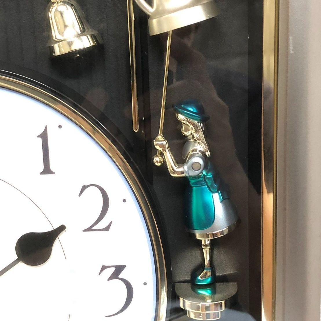 未使用保管品!!SEIKO(チャーミングベル)からくり掛時計【RE537N】 美品】SEIKO チャーミングベル RE537N からくり時計 掛け時計の落札