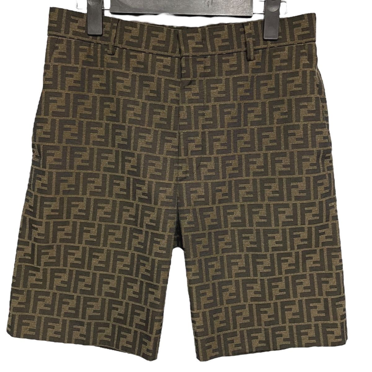 中古】 Fendi フェンディ ズッカ柄 ハーフパンツ FB0821 A6WJ