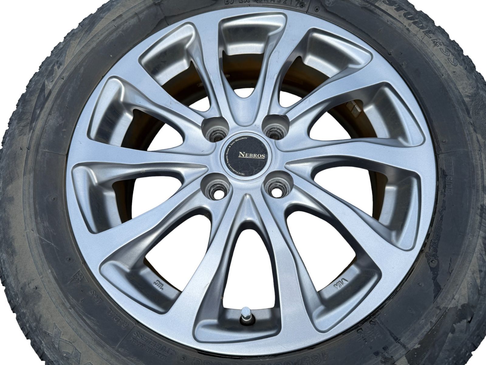 ノート HE12 NEBROS TR10 185|65R15 15×5.5J IS 42 アルミホイール 4本セット 管理番号 5179