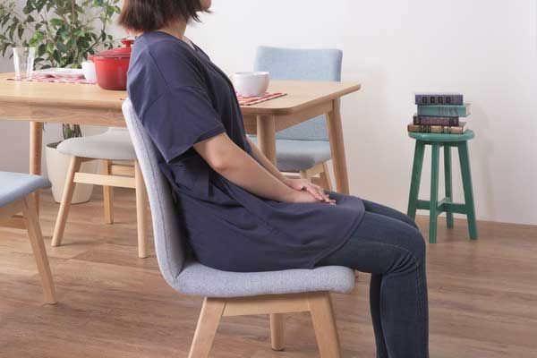 バーチ のダイニングチェア