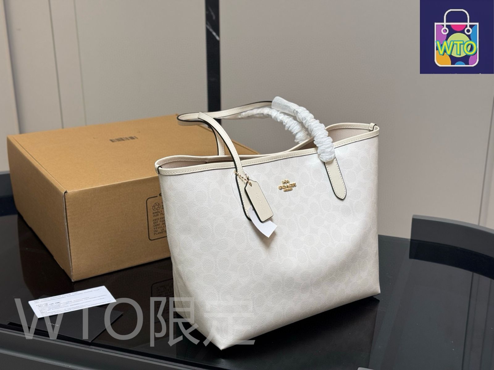 今日特価】Coach コーチ 新作 シティトートバッグ 吸い込み式