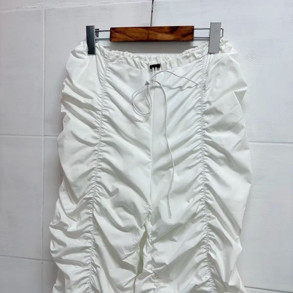 SHEIN Y2K ファンキー 白 シャーリング パンツ