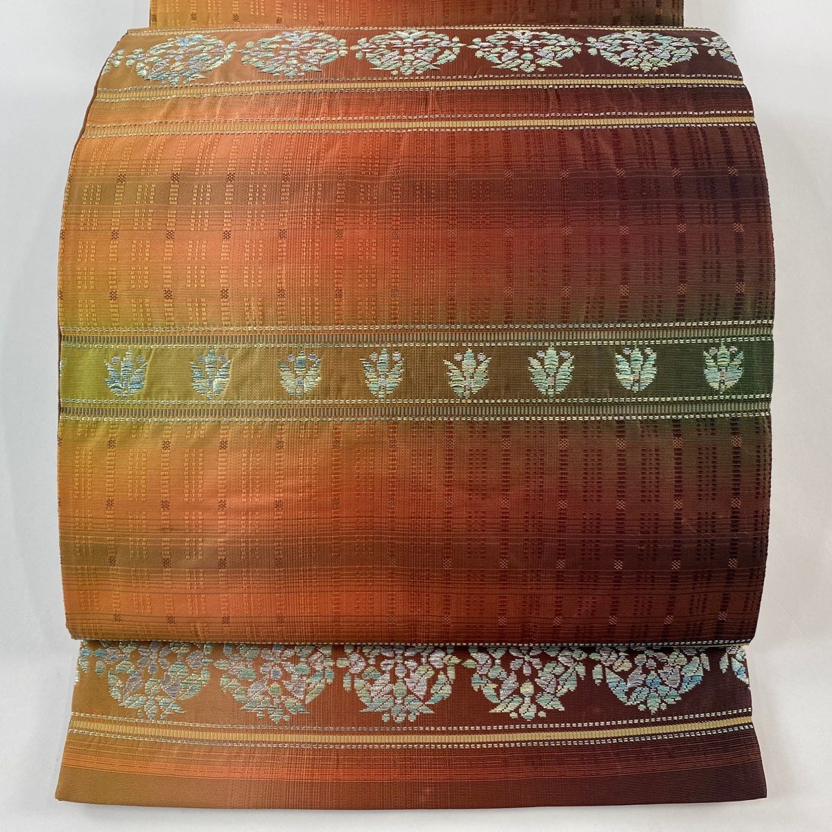 袋帯 秀品 草花 横段 銀糸 赤茶 六通 正絹