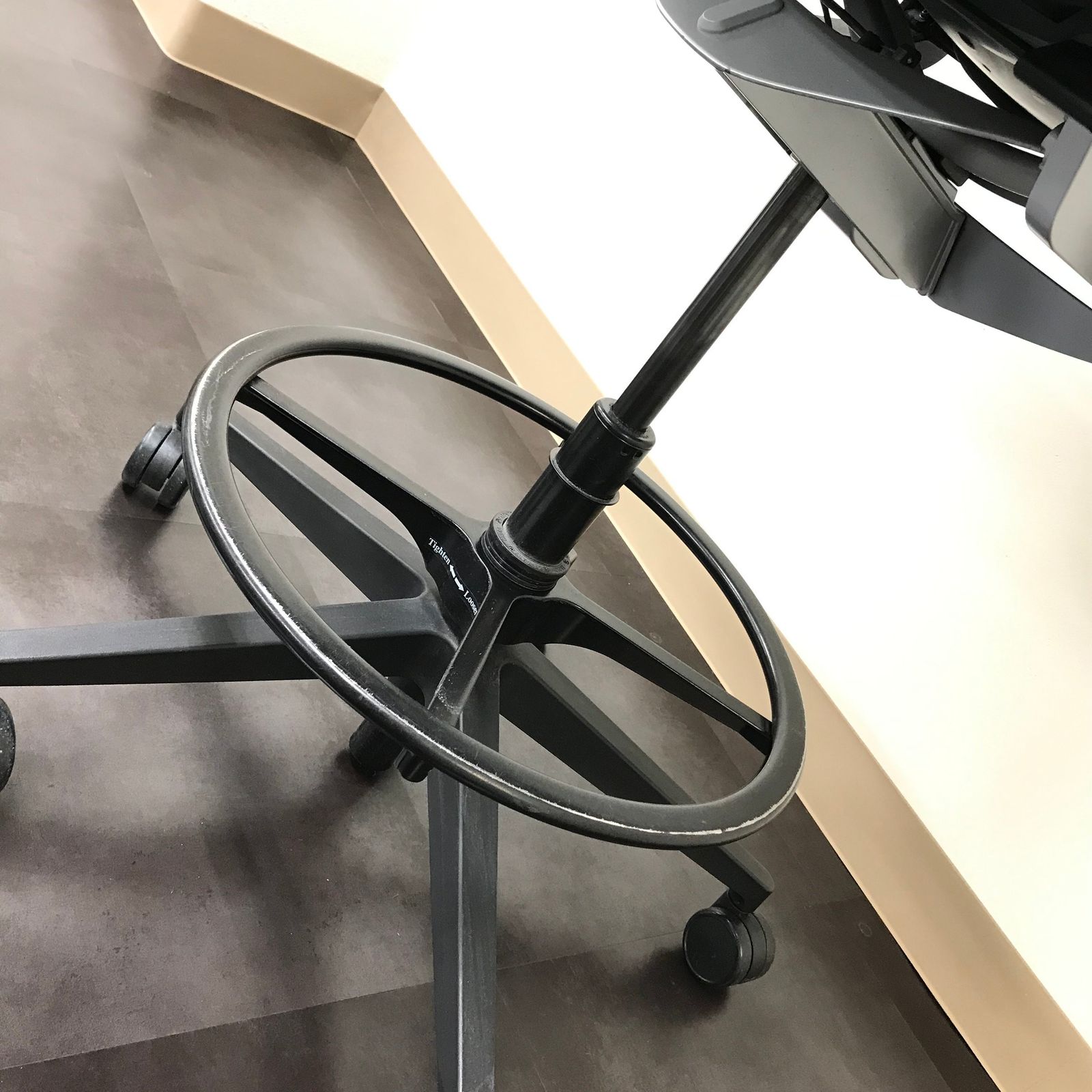 中古 A(中古品)】Think(シンク)465B300BAM J501 5064 - メルカリ 