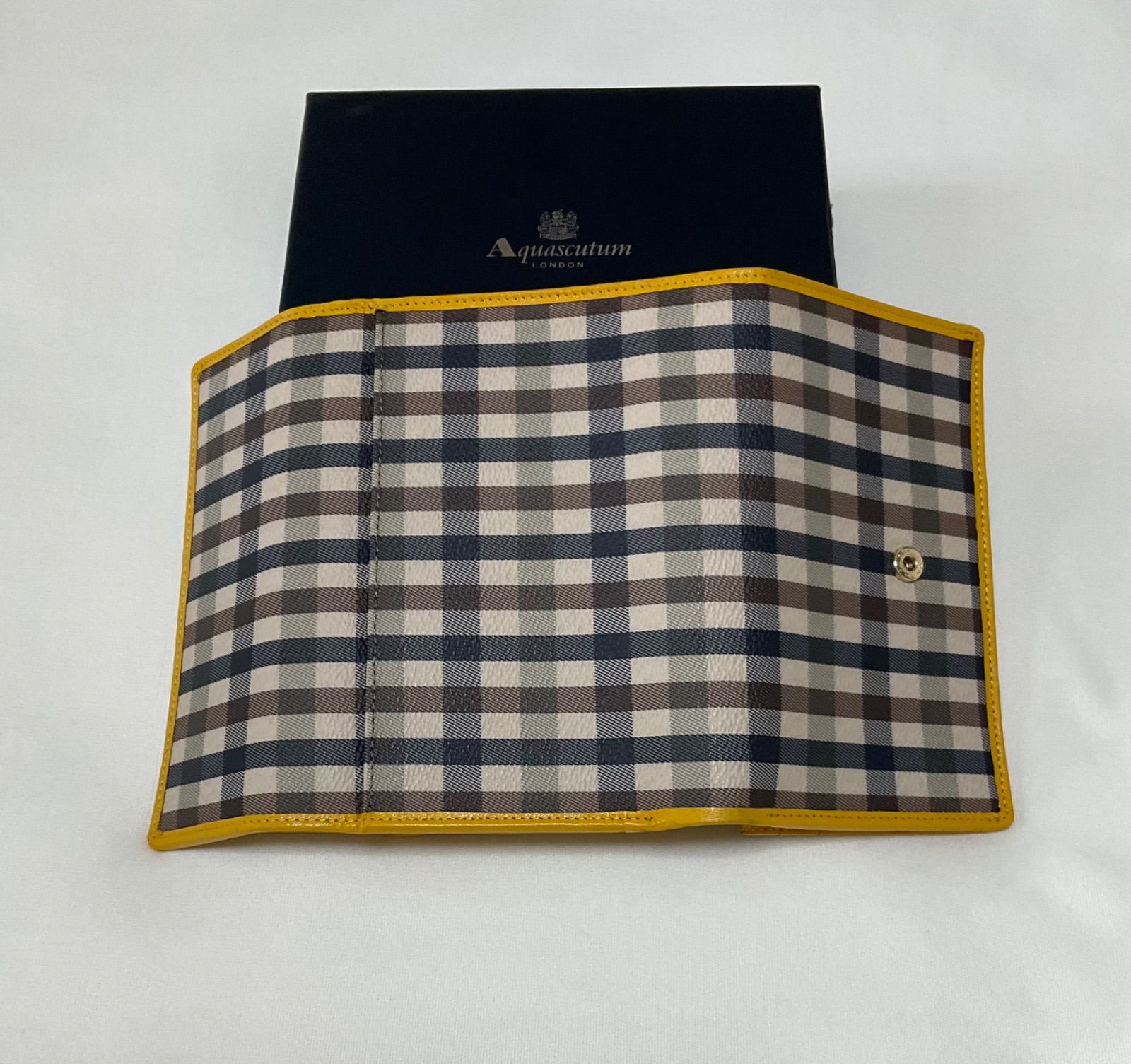 Aquascutum☆アクアスキュータム☆3つ折財布☆新品未使用箱付☆本革