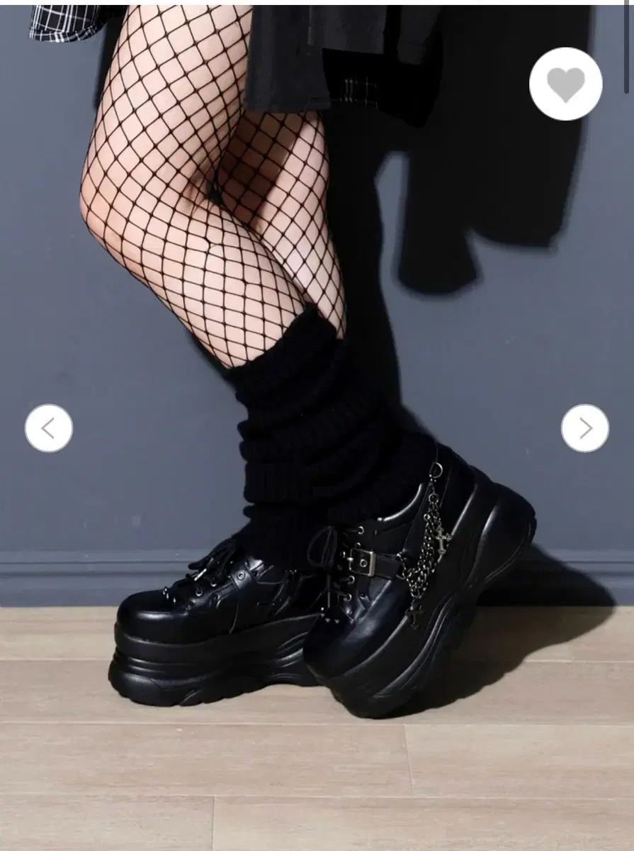 日ブランド ノエミー 厚底 フラットフォーム スニーカー | 量産型 地雷系 パンク