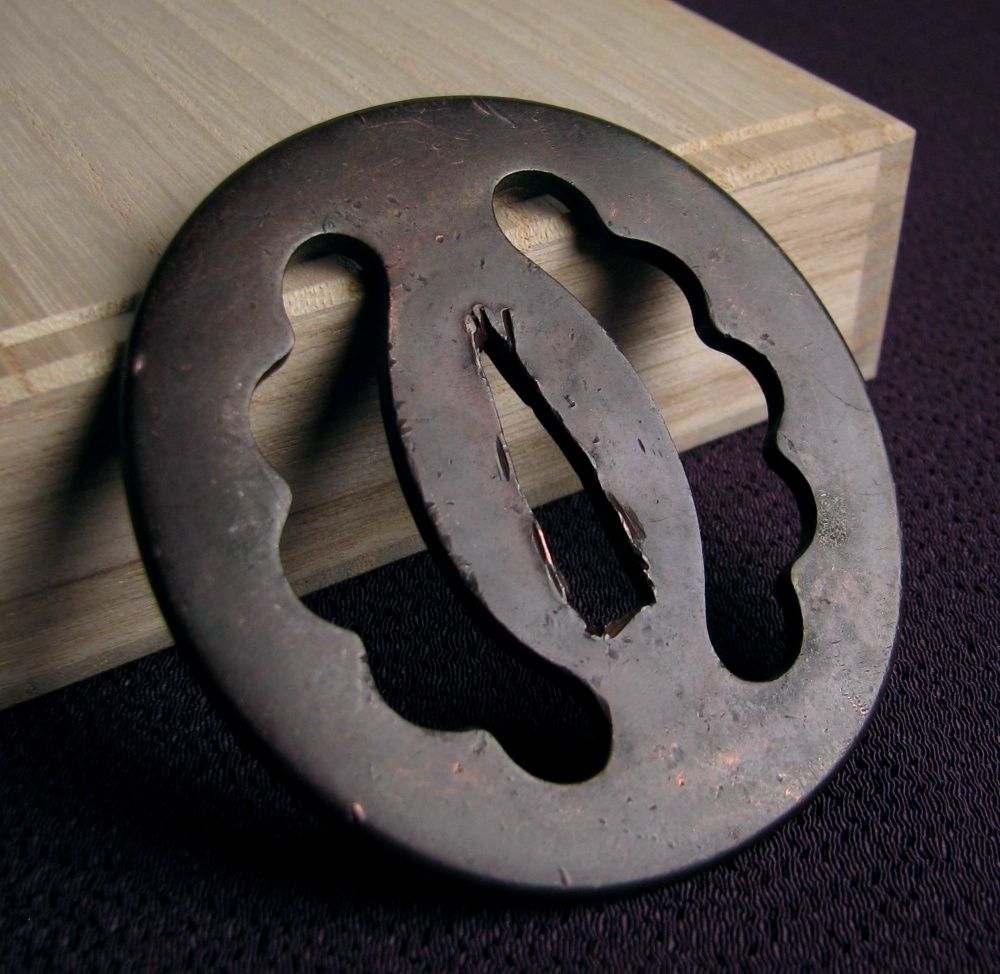 時代武具 鉄地透かし鍔 江戸時代/鐔/25c053 鐔鍔つば 信家 在