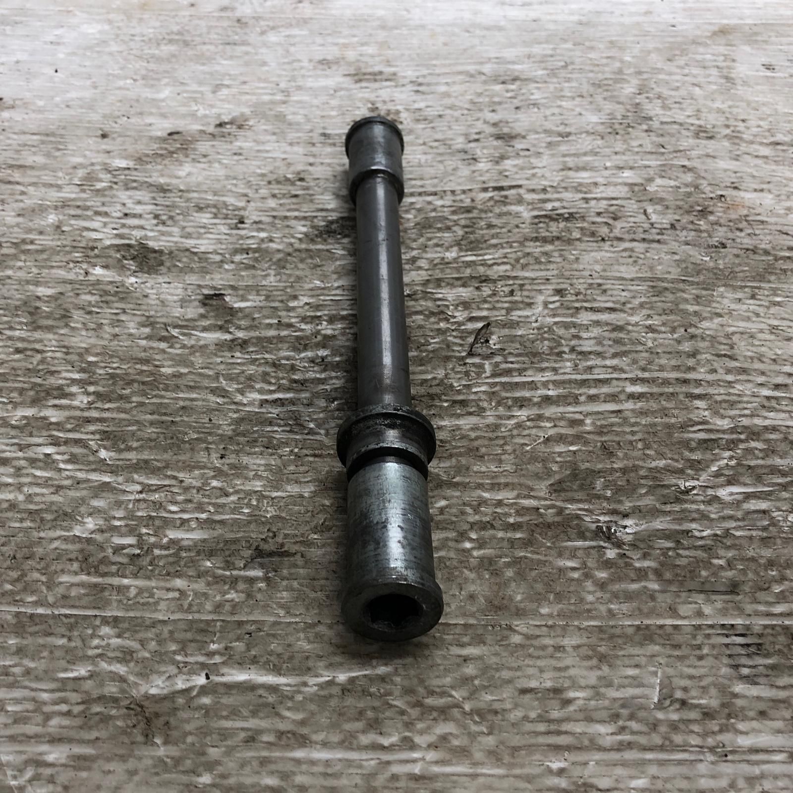 KAWASAKI ゼファー1100 ZRT10A アクスルシャフト フロント カワサキ BRIGHTFACE_UK