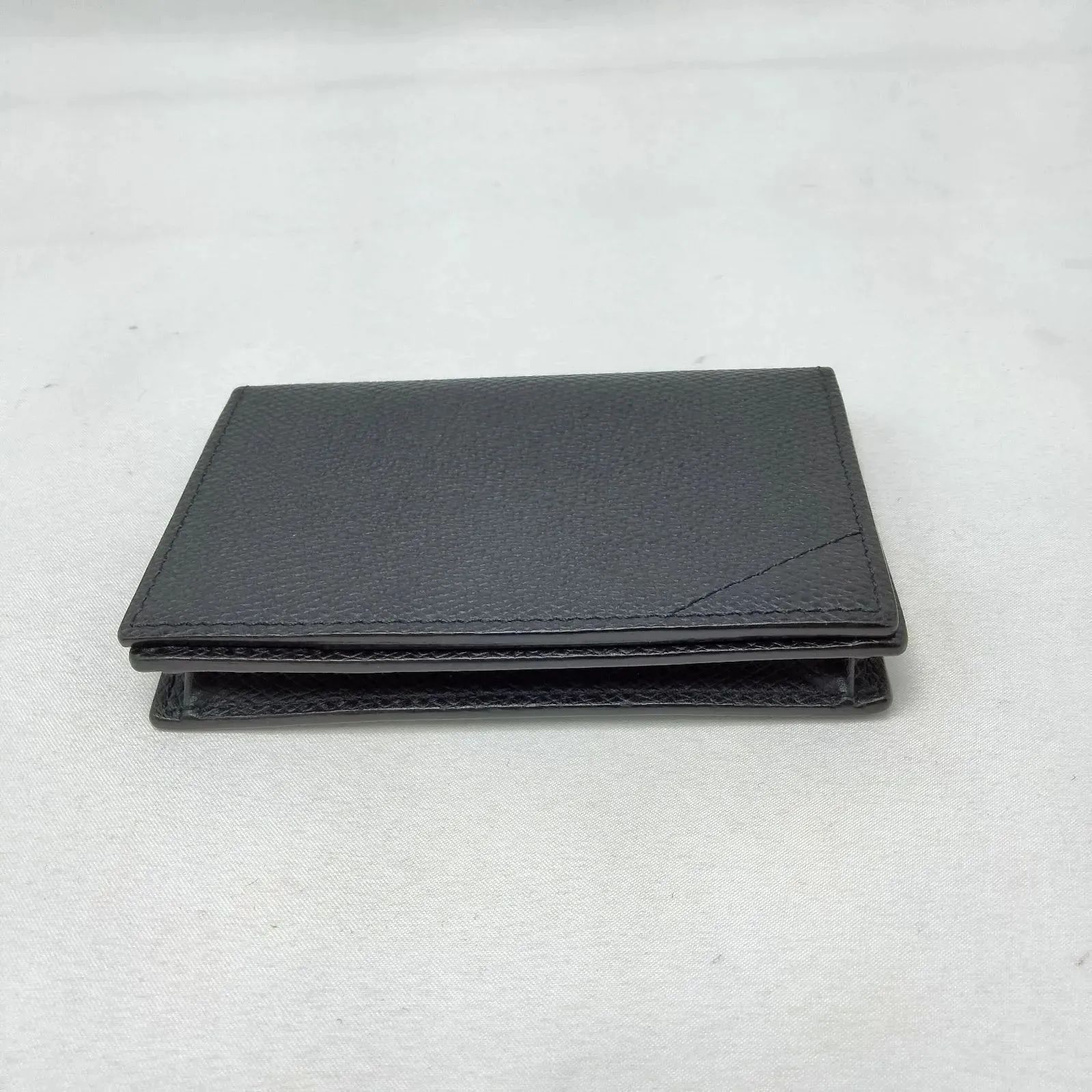 美品　カミーユフォルネ　カーフ&アリゲーターのコンビネーション名刺入　ブラック 美品 カミーユフォルネ カーフ&アリゲーターのコンビネーション