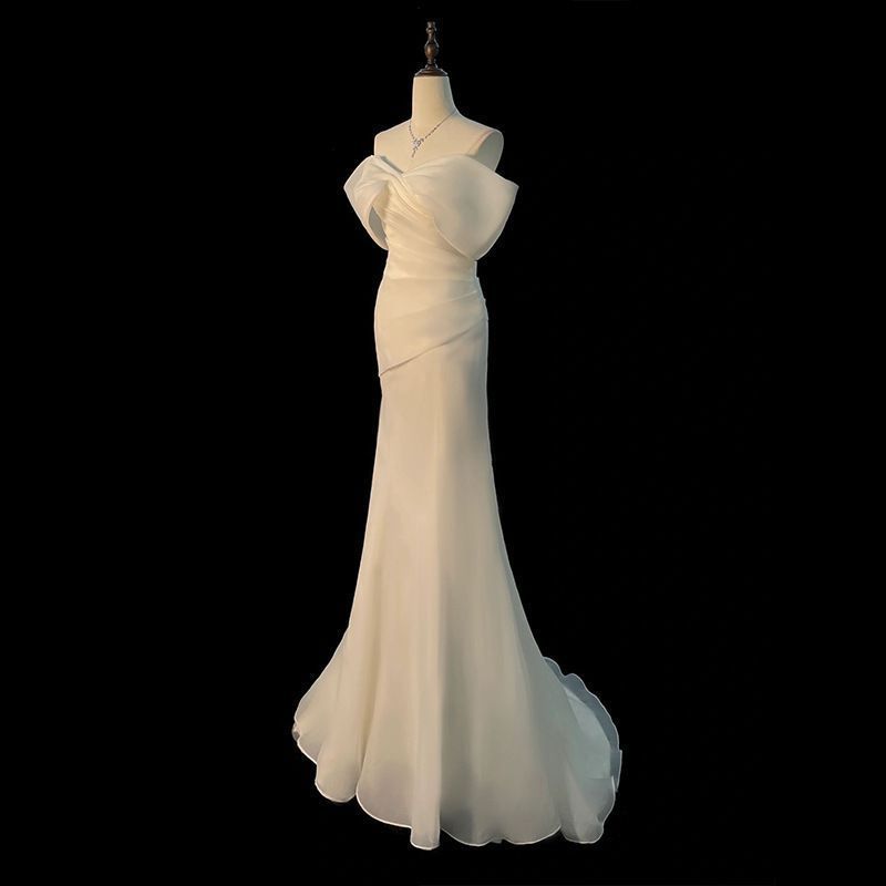 一字肩サテン軽婚<!-利用不可文字-!> フィッシュテール小トレイン付き新婦ドレス