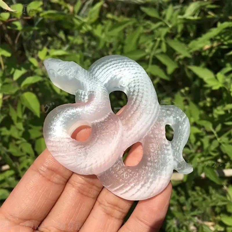 新しい未使用 蛇 天然石 水晶 巳年 干支 ヘビ 金色 ゴールド