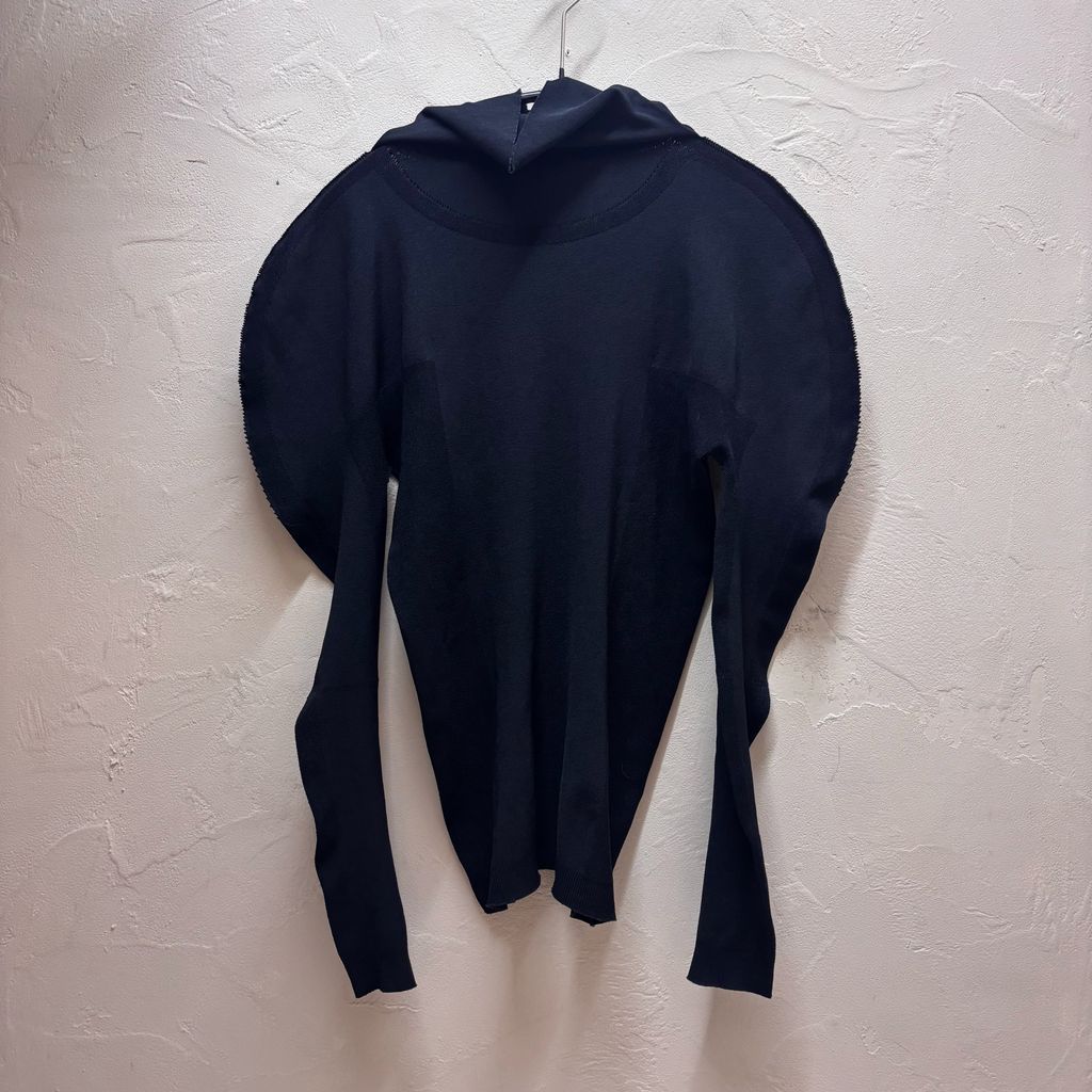 me ISSEY MIYAKE ミーイッセイミヤケ 18AW High Neck Cut And Sew ハイネックトップス M18KJ211 ブラック 代官山A10