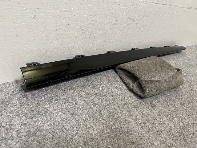 !Sクラス W222 ショート 純正 左 リア ドア ドアモール トリム A 222 694 87 82 ブラック メタリック メルセデスベンツ 144308