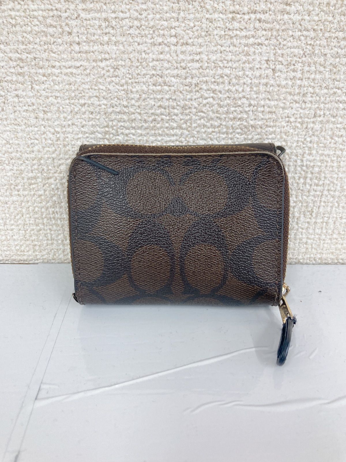 COACH ダークブラウン 三つ折り財布 COACH 三つ折り財布 ダークブラウン/レッド