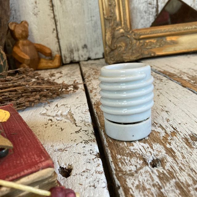 ≫70s ヴィンテージ*山豊製作所*陶磁器 電球 ソケット E26*白磁