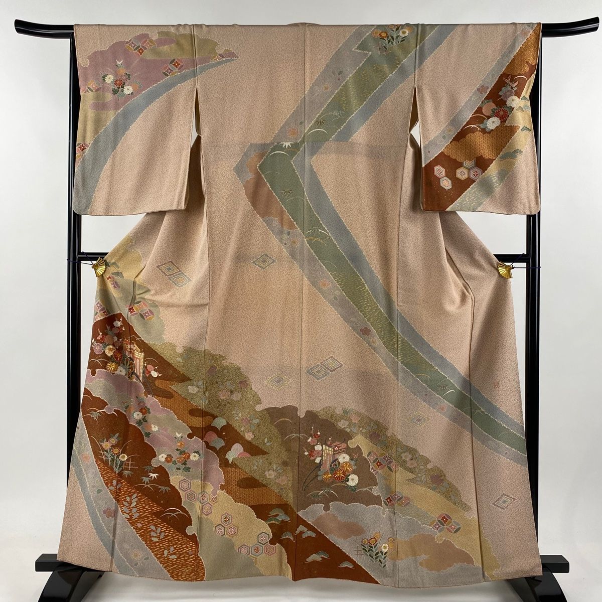 訪問着 身丈160.5cm 裄丈65cm M 袷 落款 御所車 雲文 金糸 金彩 薄茶色 正絹 名品