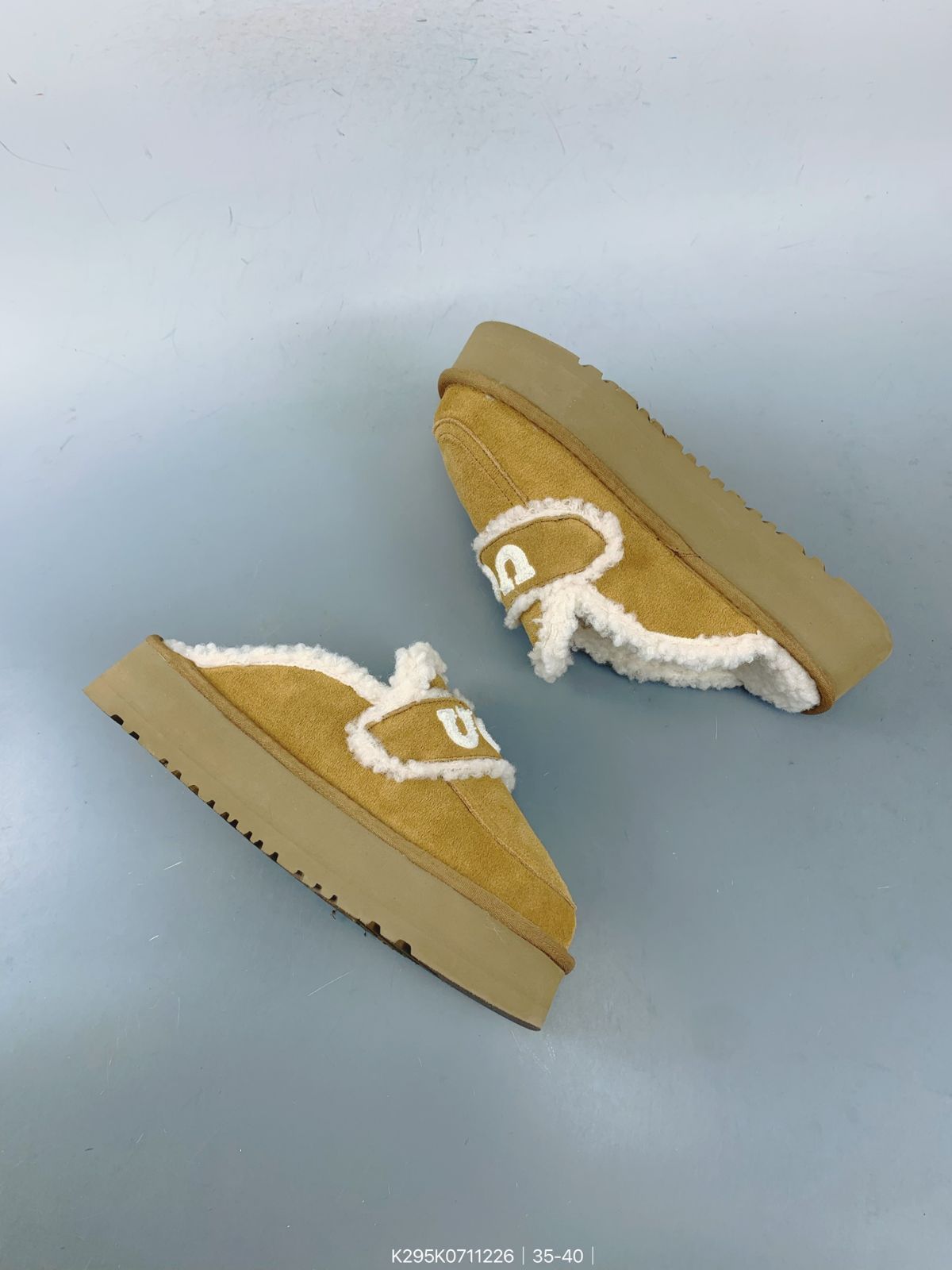 UGGのおしゃれな厚底スノーブーツ-WTO輸入2
