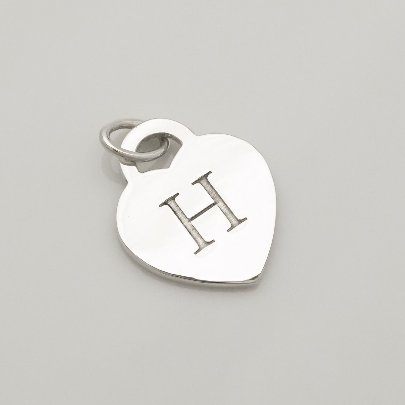 美品】ティファニー TIFFANY&Co. レター H アルファベット イニシャル