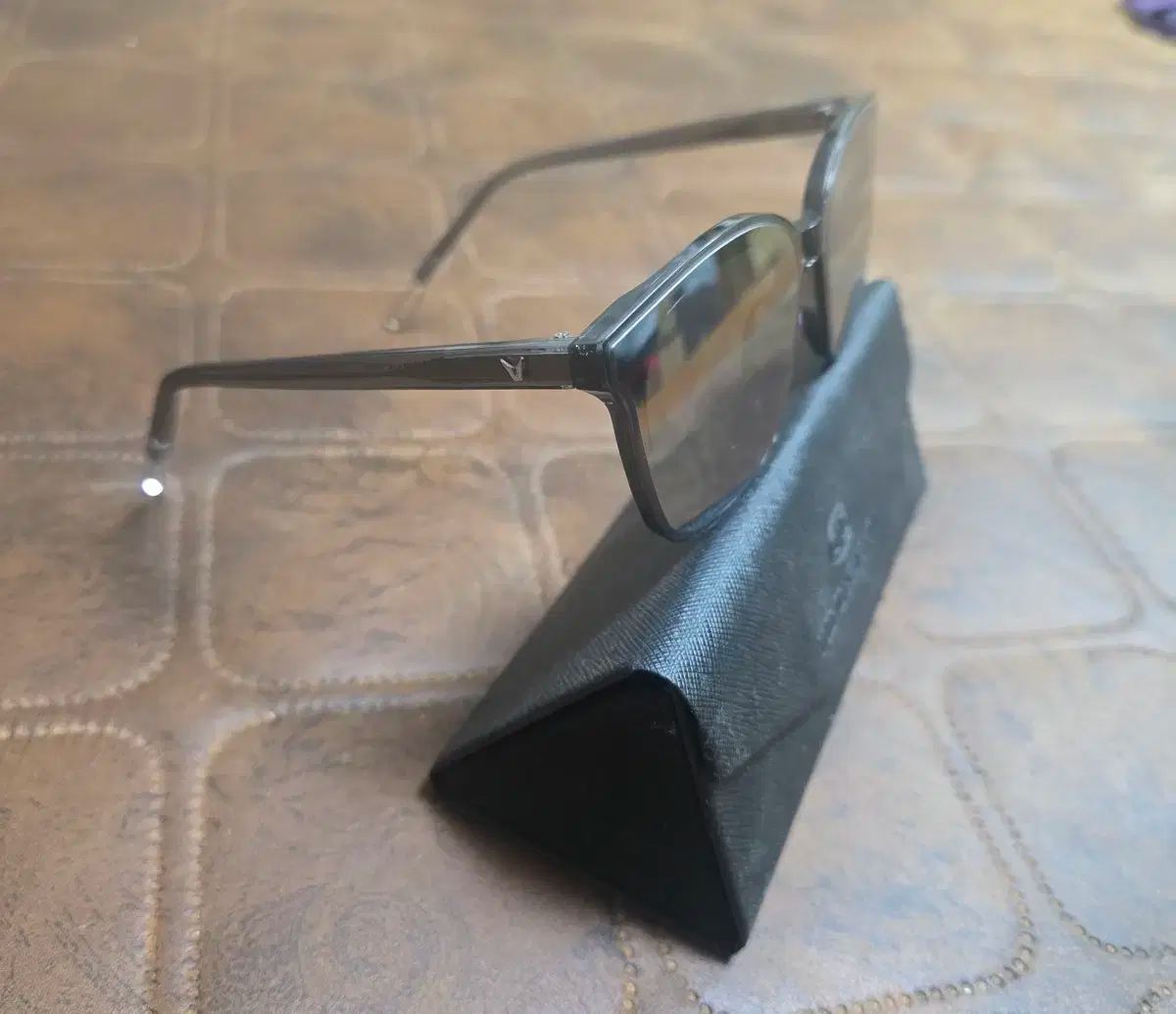 GENTLE MONSTER ジェントルモンスター PAPAS G1 ミラー サングラス ブラック