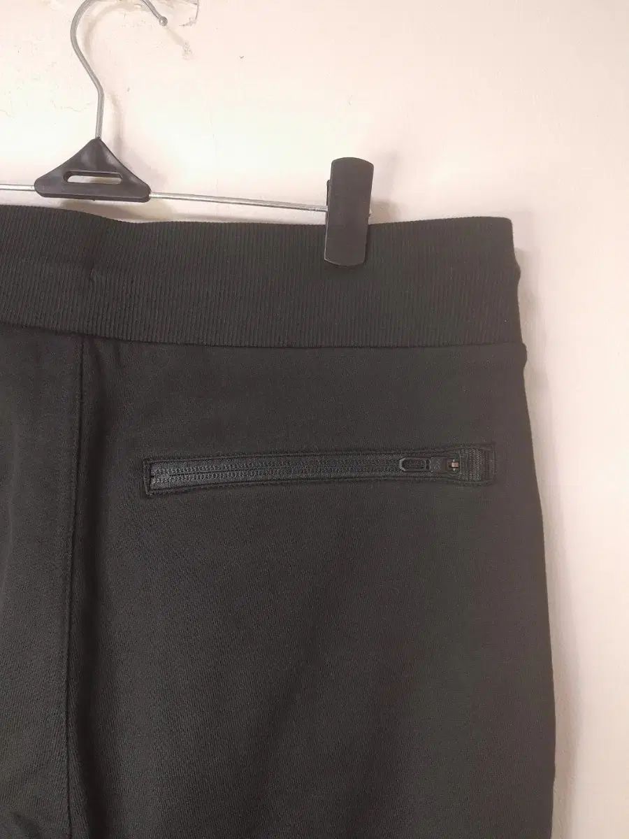 Y ー 3 Yohji Yamamoto ヨウジ ヤマモト 黒 ジョガー トラックパンツ S 30 32