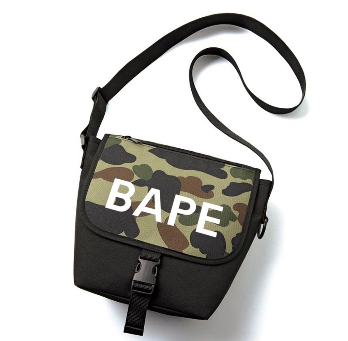 BAPE◇A BATHING APE／◇ショルダーバッグ／迷彩◇付録品ノベルティ ...