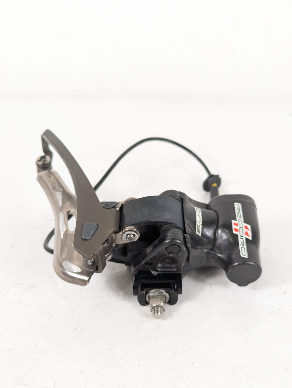 フロントディレーラー