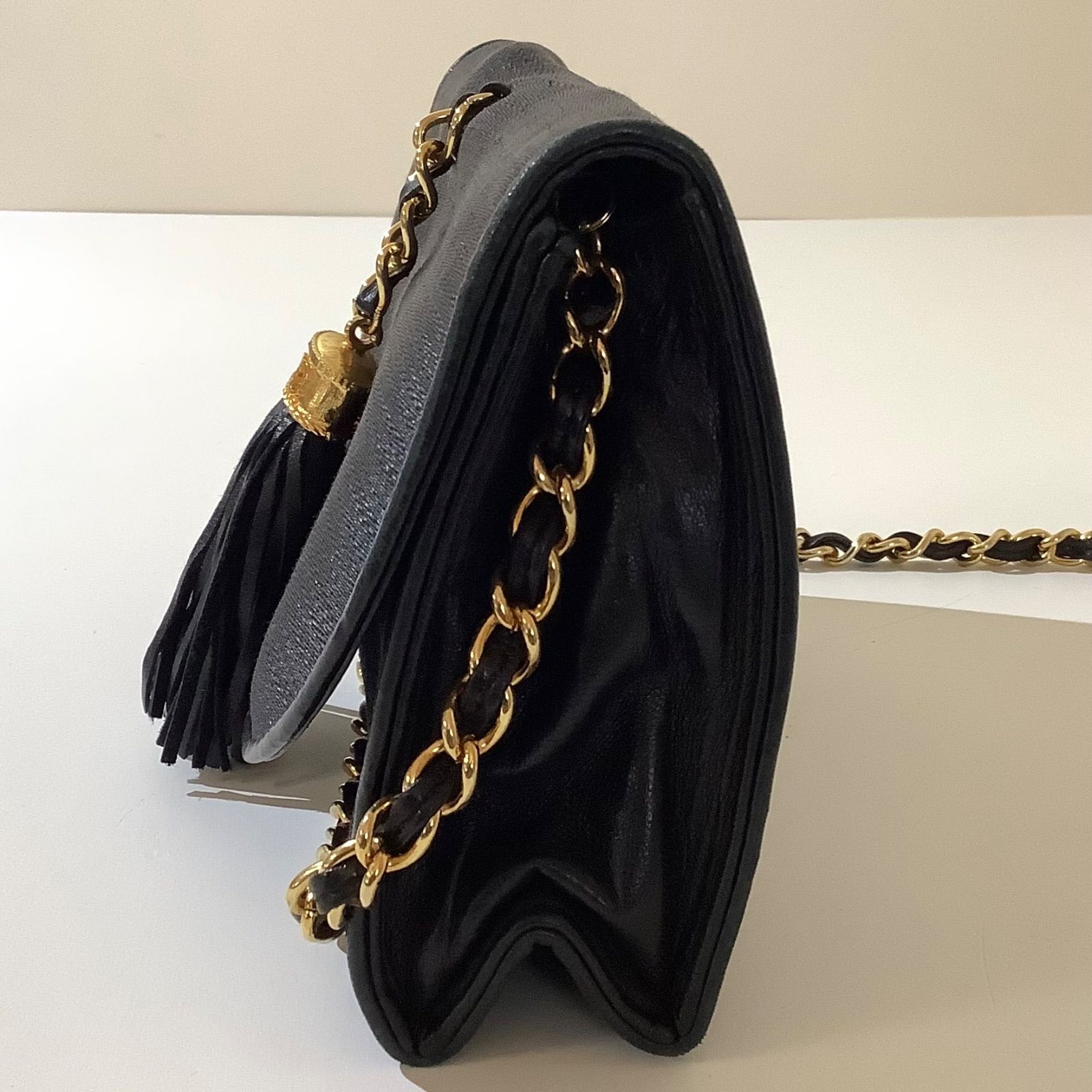 CHANEL シャネル クラッチバッグ ブラック タッセル フリンジ