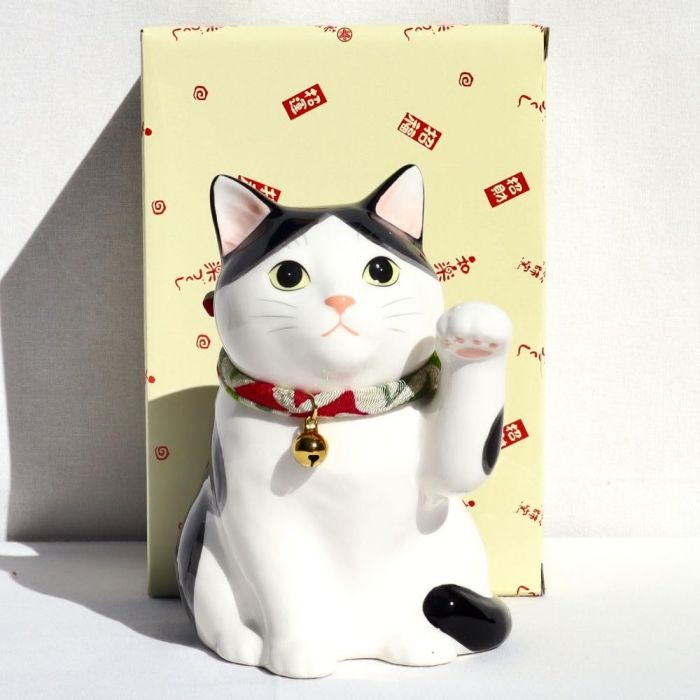 【新品・5営業日で発送】薬師窯(yakushigama) うちの招き猫(ぶち) (Y7878)