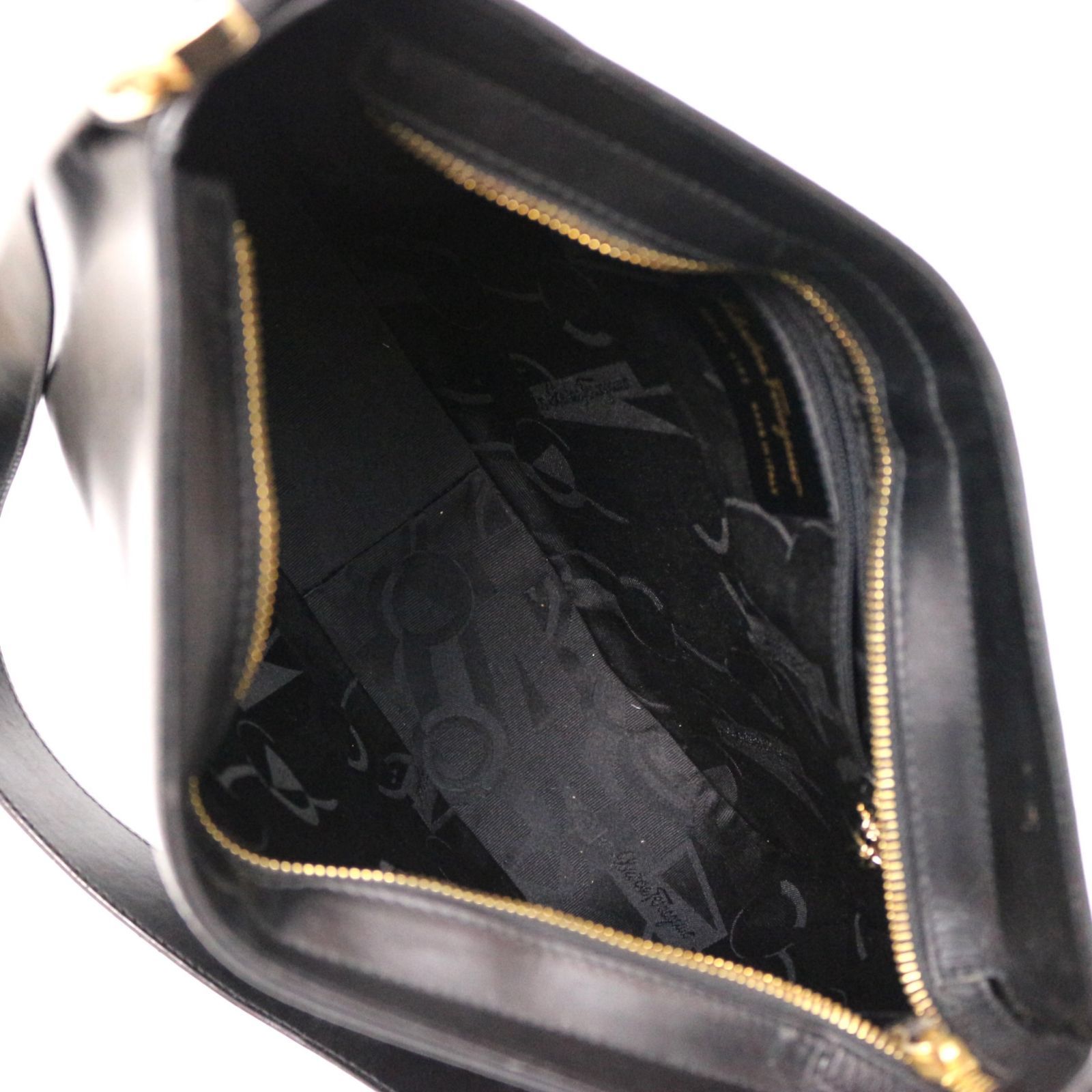 サルヴァトーレ フェラガモ AQ21 8162 ガンチーニ GANCINI ワン