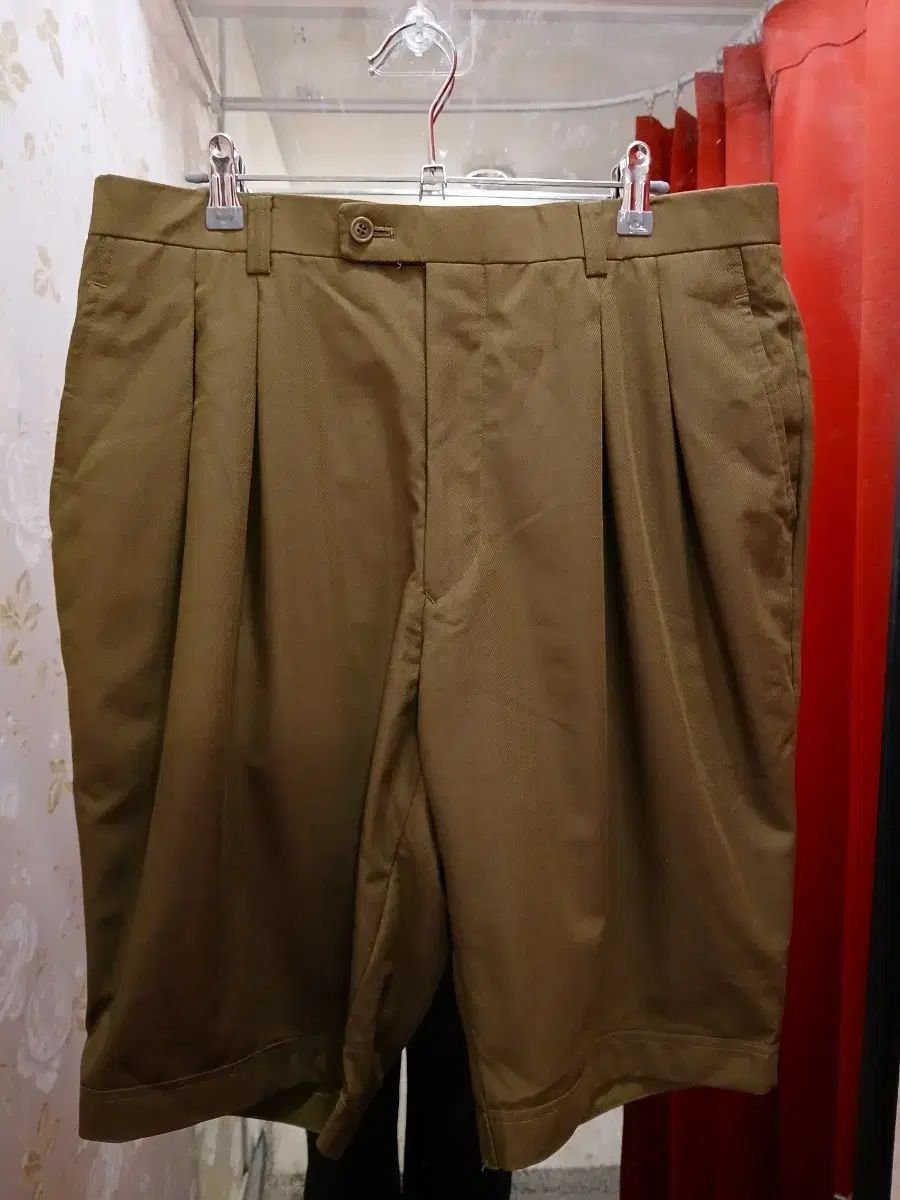 クリスチャンディオール ハーフパンツ 34サイズ