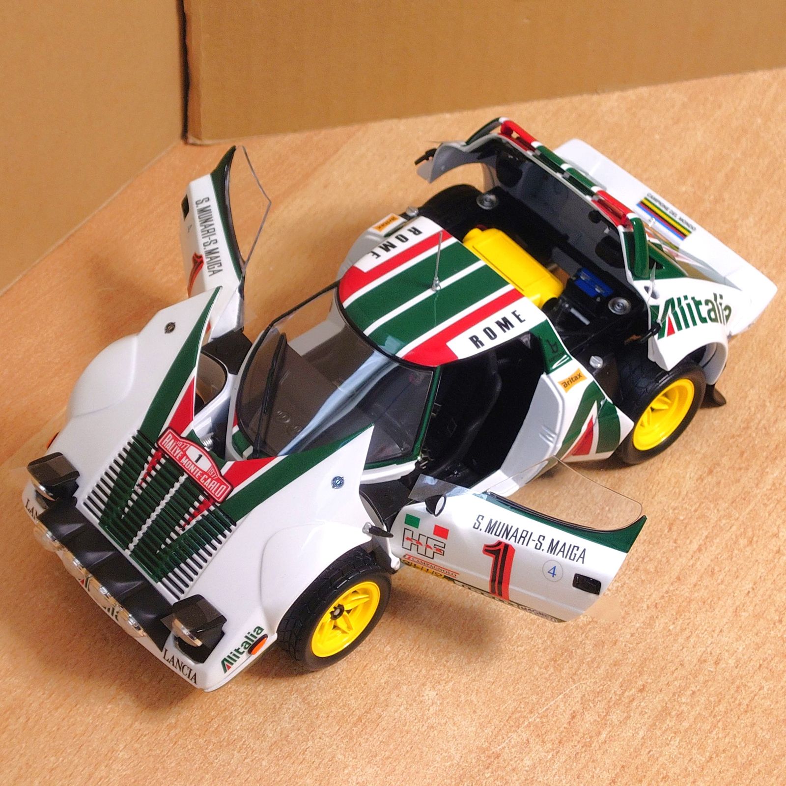 1/18 ランチアストラトスHF 1977 モンテカルロ #1 京商オリジナル製